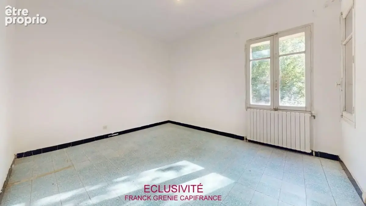 Tourves – maison à rénover 151 m² – 5 chambres – garage 60 m² – terrain 1 210 m² – panneaux solaires - photo 11