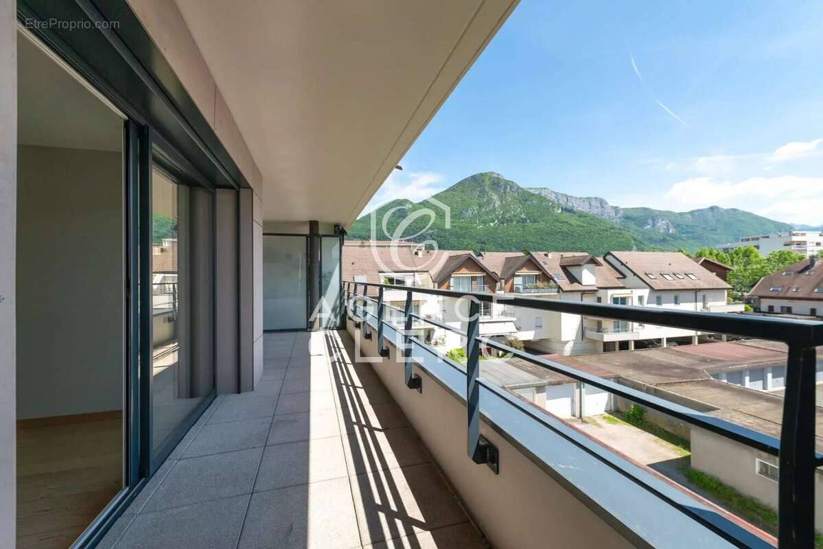 Appartement à ANNECY-LE-VIEUX