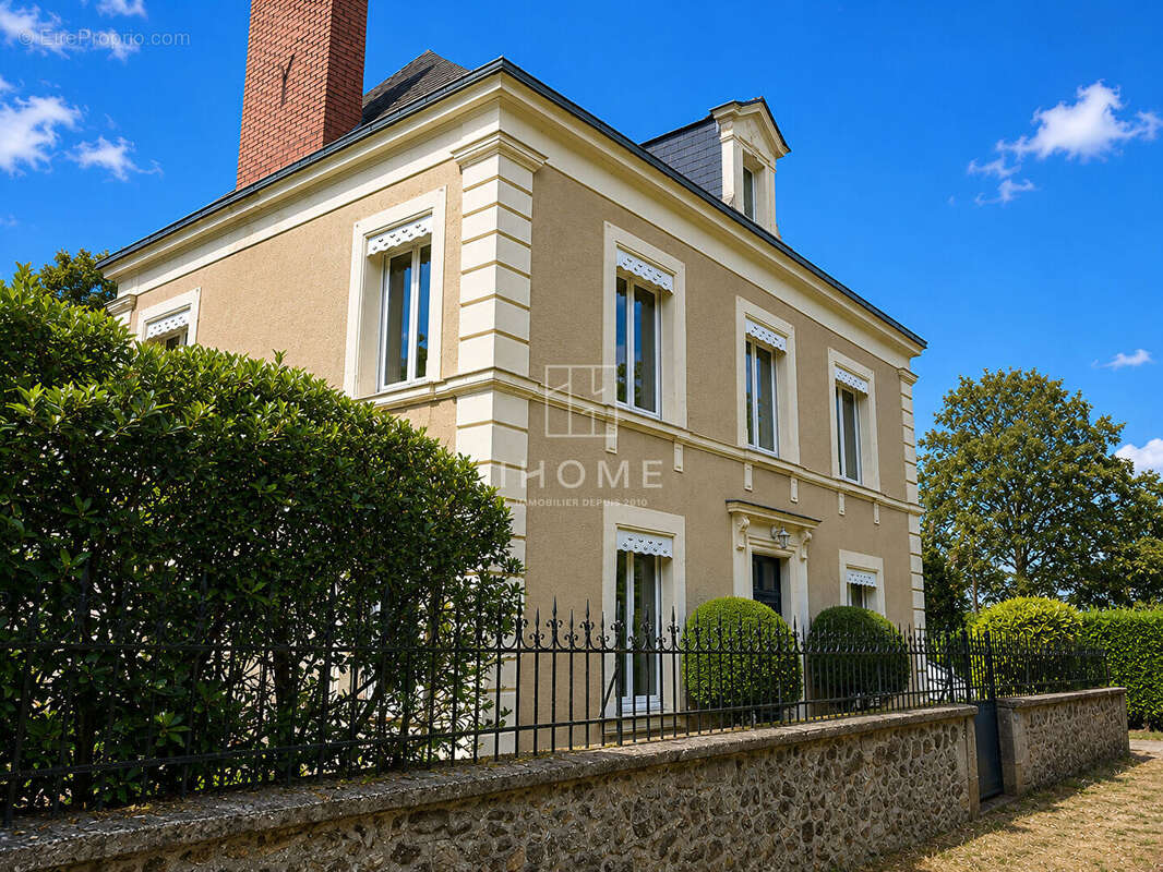 Maison 133 m² à Etriche  - photo 5