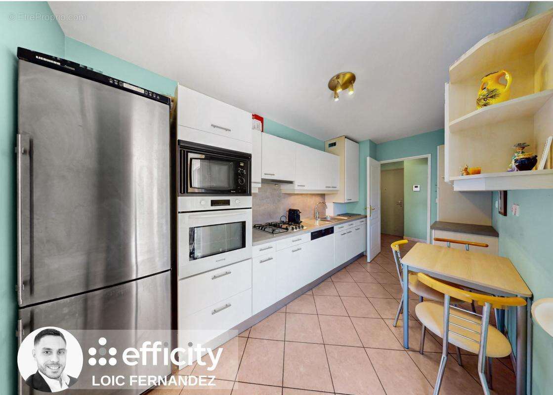 Appartement à NEUVILLE-SUR-SAONE