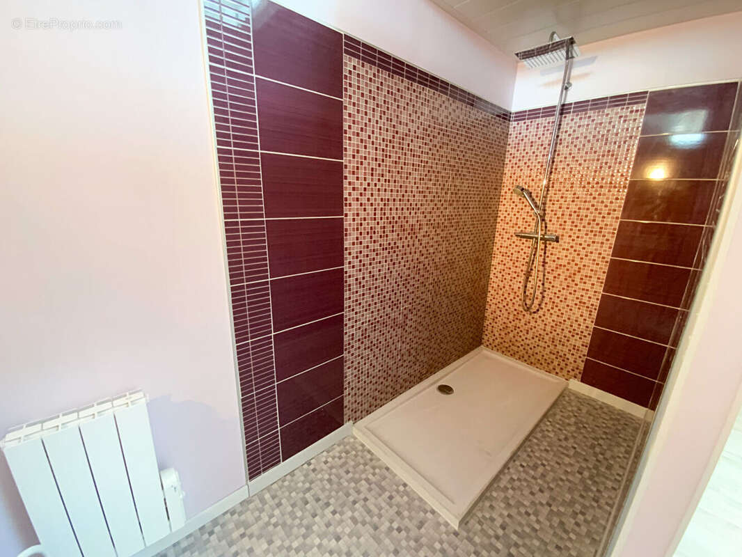 Appartement à MONTCEAU-LES-MINES