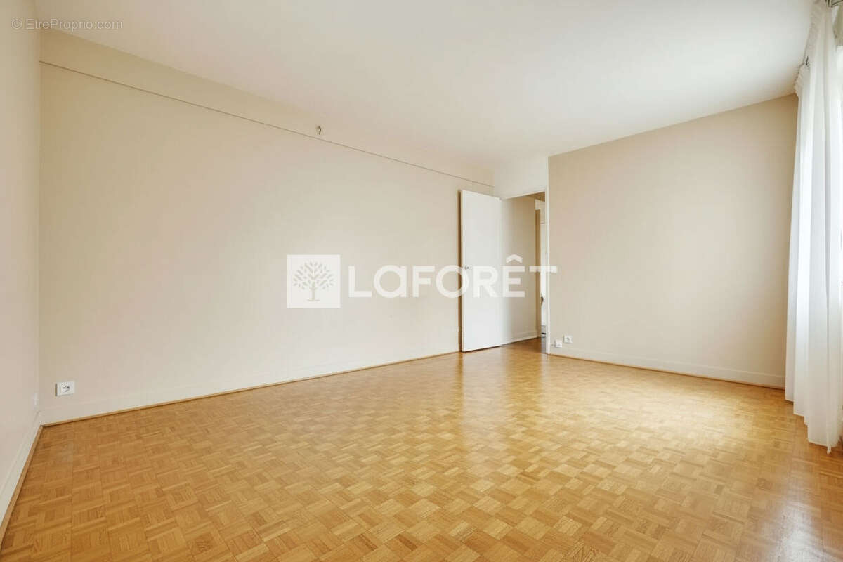 Appartement à PARIS-12E