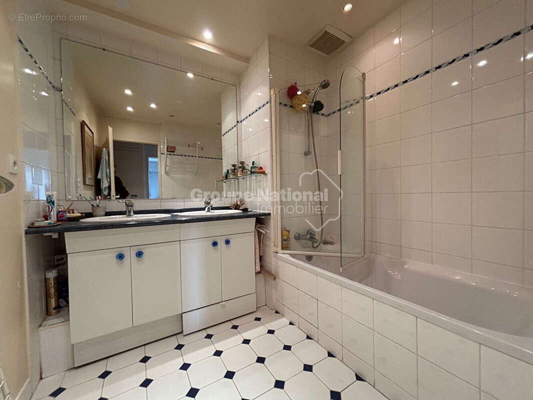 Appartement à VERSAILLES