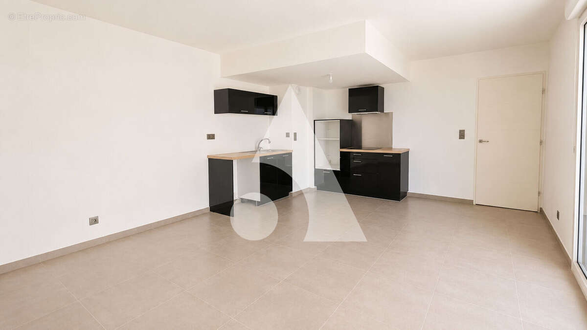 MONTPELLIER OVALIE- Appartement 3 pièces 66 m² avec terrasse et parking - photo 4