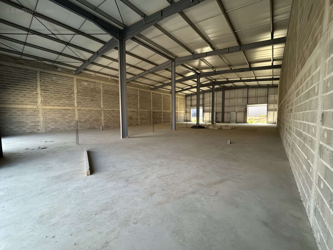 Biguglia - prochainement locaux commerciaux - photo 9