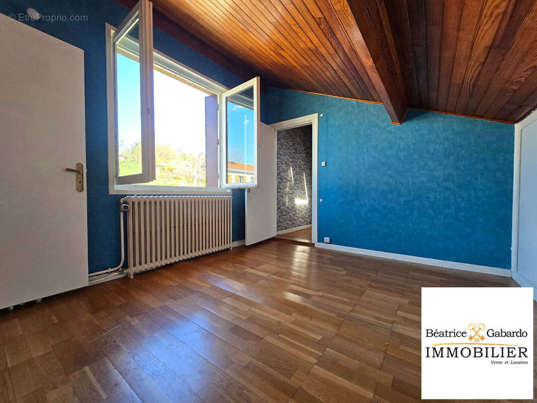 Maison Ternand 4 pièce(s) 93 m2 - photo 13