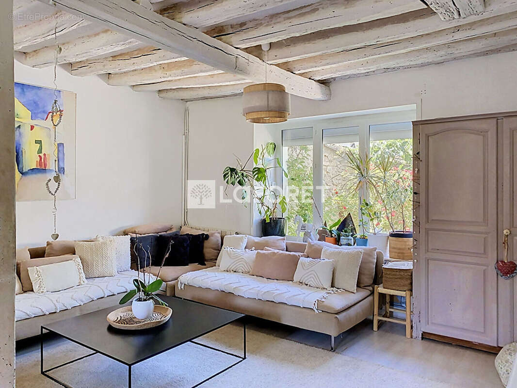 Maison à LE MEE-SUR-SEINE