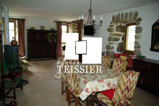 Maison à MALARCE-SUR-LA-THINES