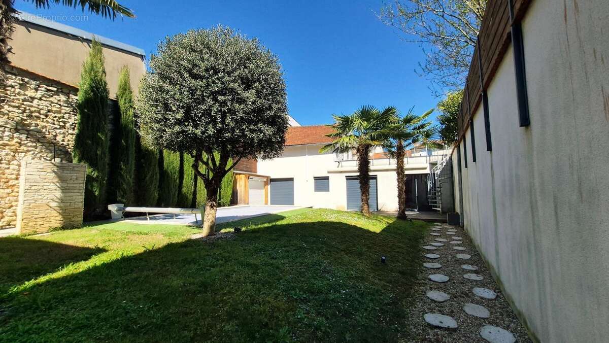 Maison à PERIGUEUX