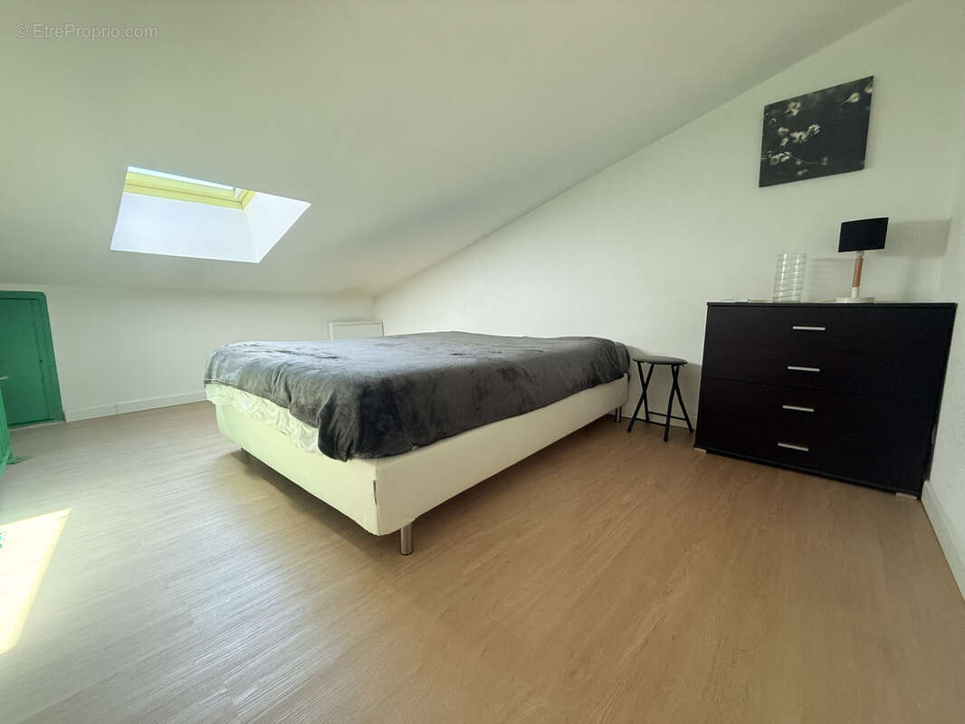 Appartement à LE LUC