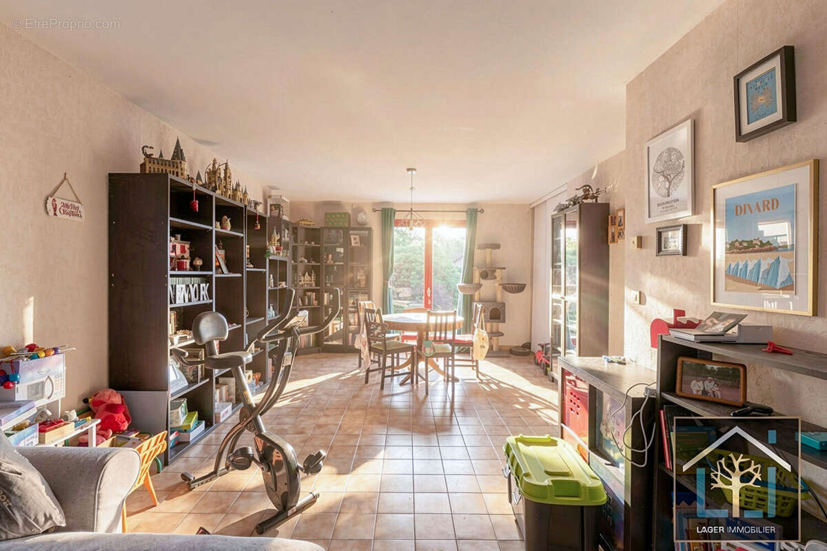 Maison Montluel 5 pièces 99.56 m2 - photo 9