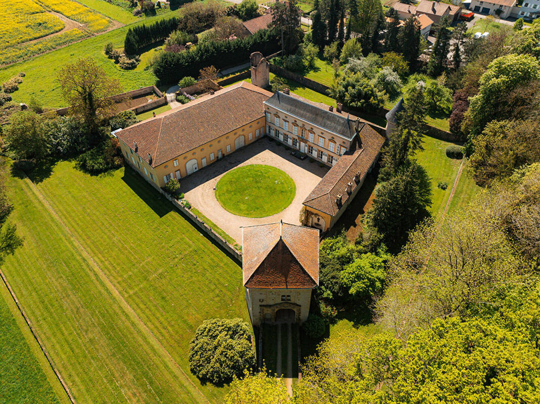 Maison à FEY