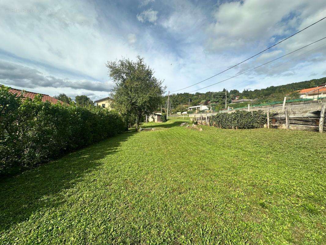 Terrain à CHATILLON