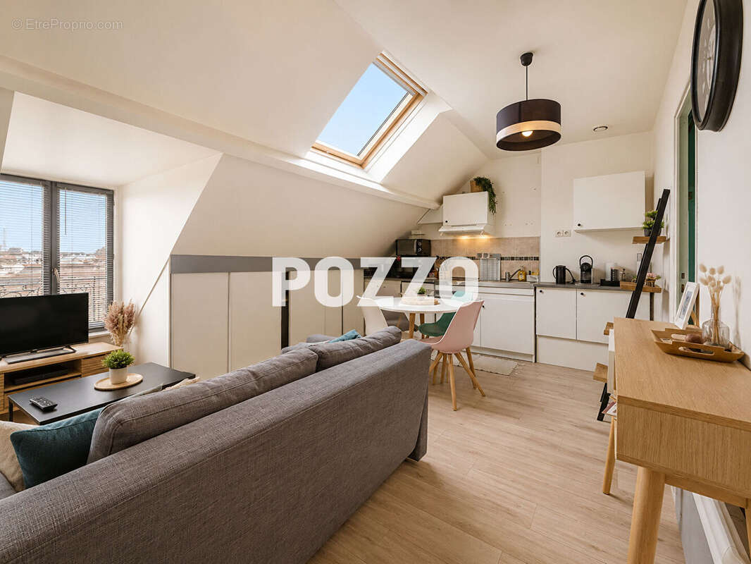 Appartement à DONVILLE-LES-BAINS