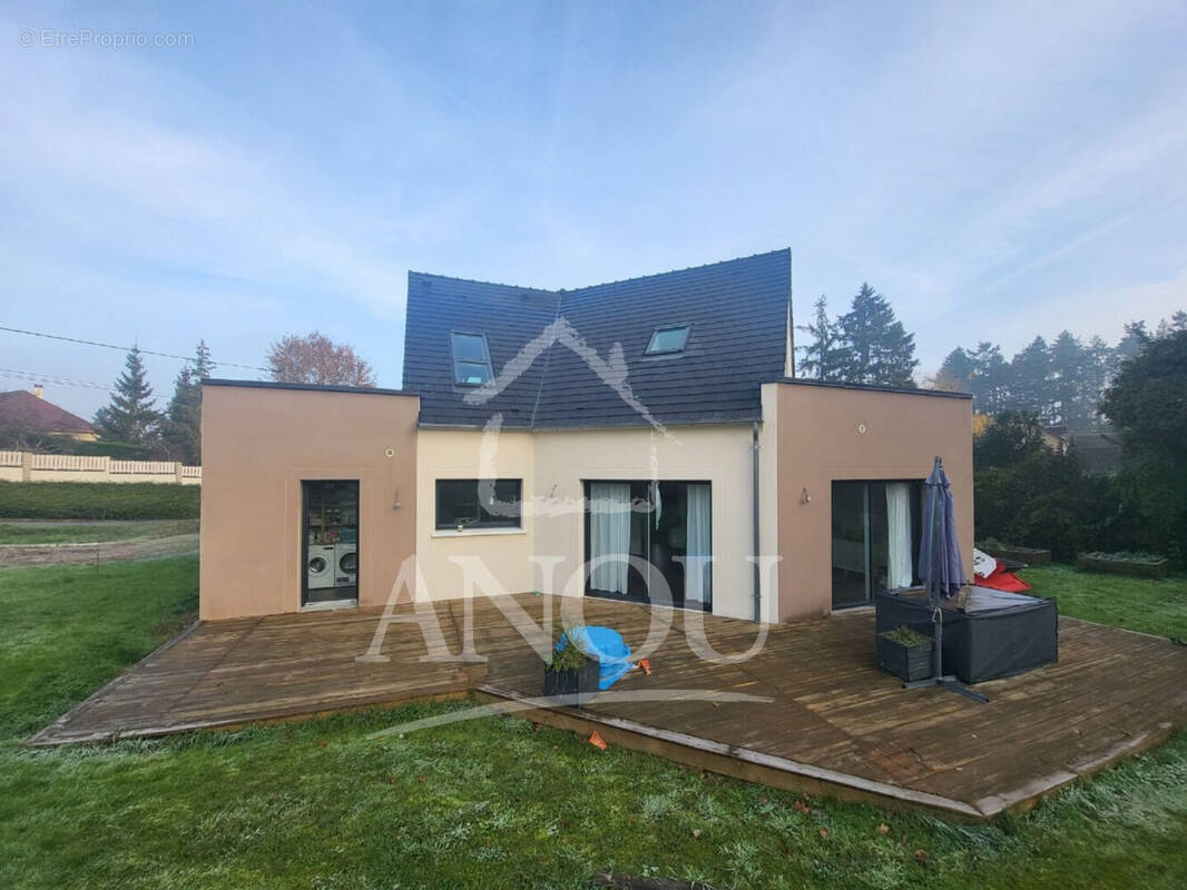 Maison à CLOYES-SUR-LE-LOIR