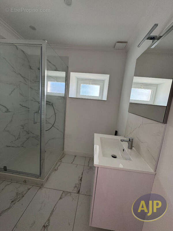 Appartement à VIEILLEVIGNE