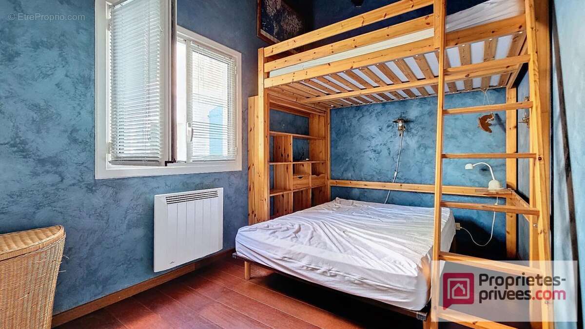 Maison à LES MATHES