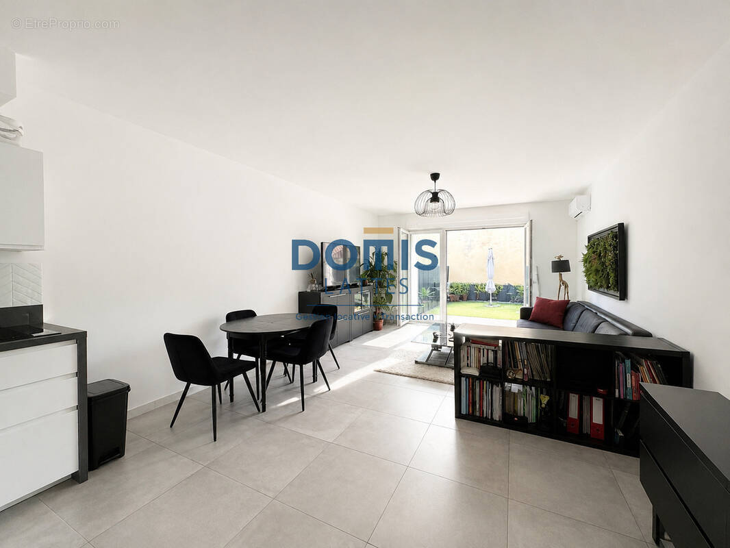 Appartement à MAUGUIO