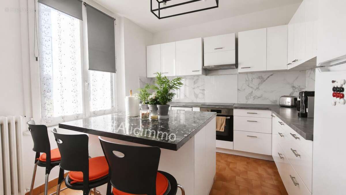 Maison Linthes 6 pièce(s) 118 m2 - photo 9