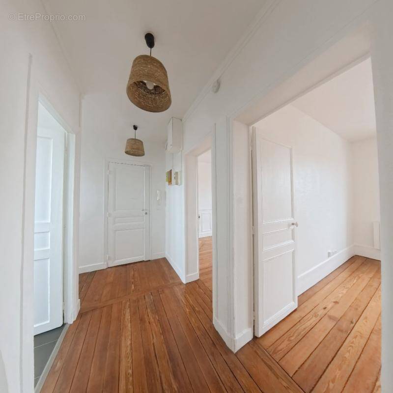 Appartement à FONTENAY-SOUS-BOIS