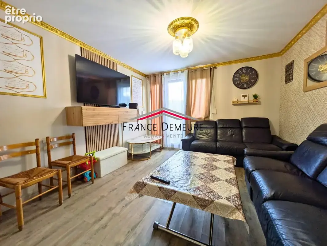 Appartement 71 m² à Franconville  - photo 2