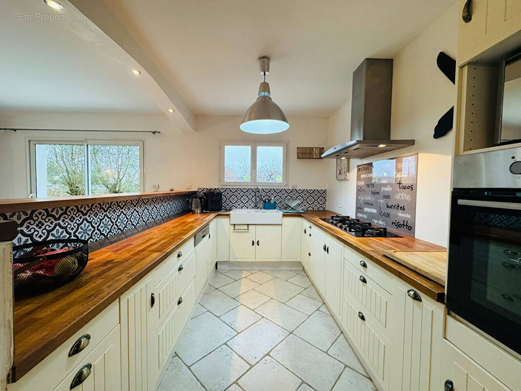 Maison à VAUX-SUR-MER