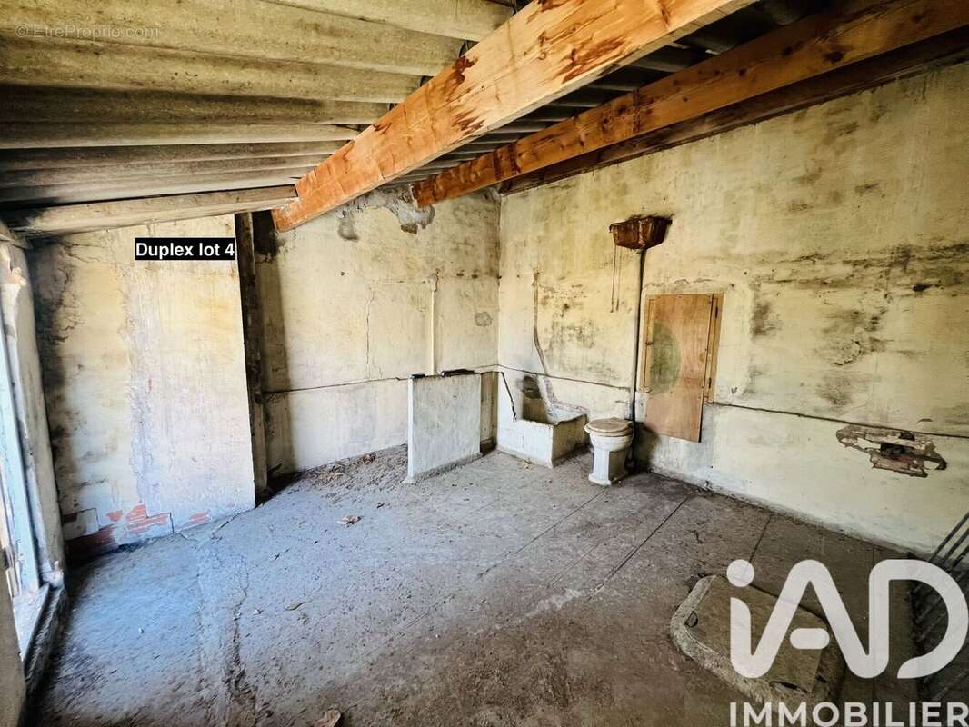 Photo 8 - Appartement à SOLLIES-PONT