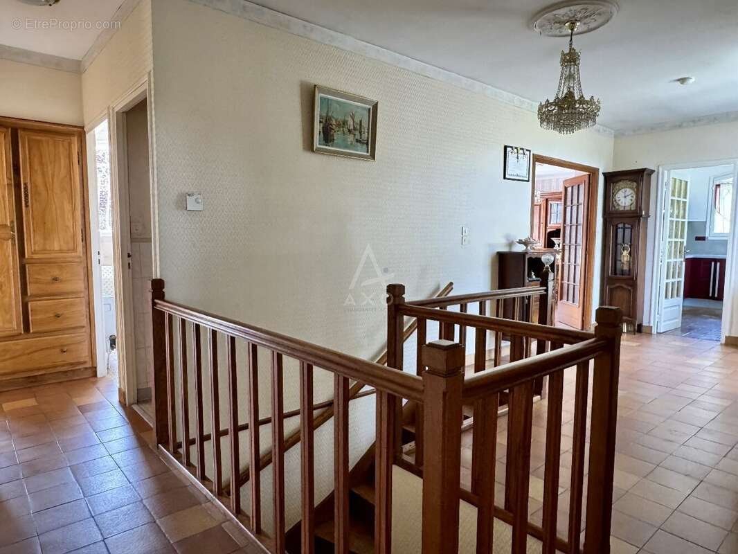 Maison à MAGNAC-SUR-TOUVRE