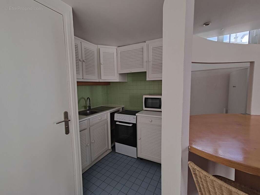 Appartement à PARIS-7E