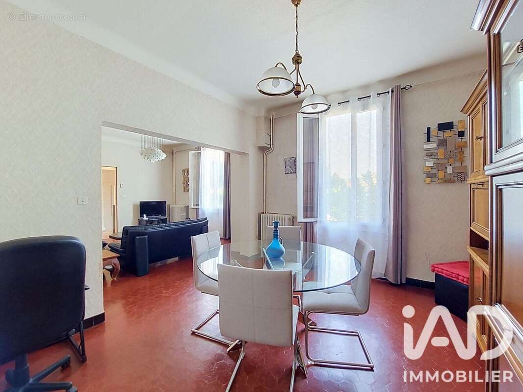 Appartement 105 m² à Chateau-Arnoux-Saint-Auban  - photo 9