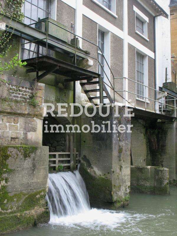 Commerce à VOUZIERS