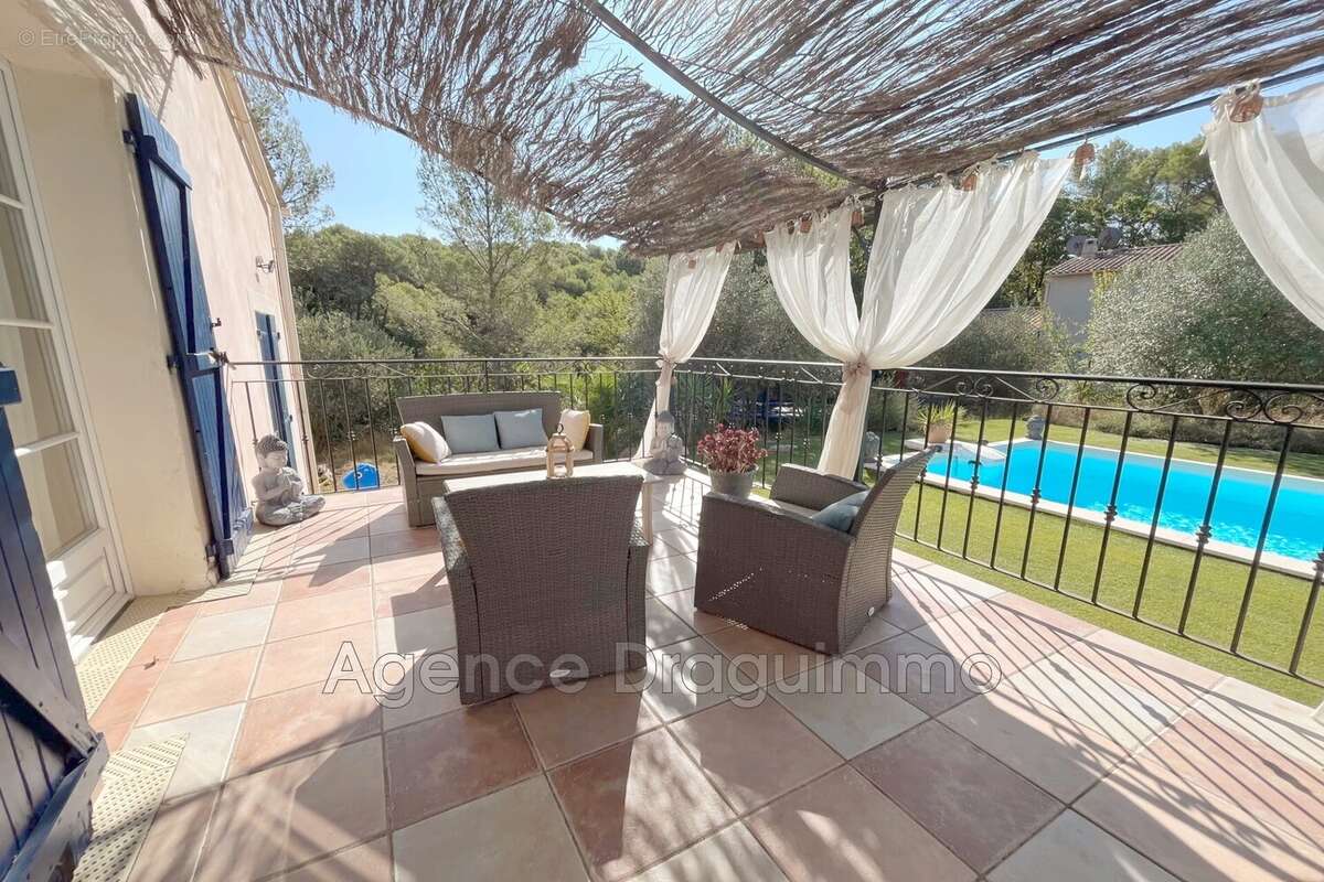 Maison à DRAGUIGNAN