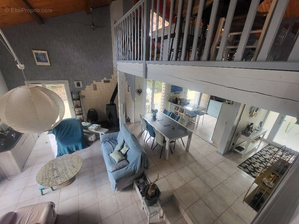 Maison à CHATILLON-SUR-CHALARONNE