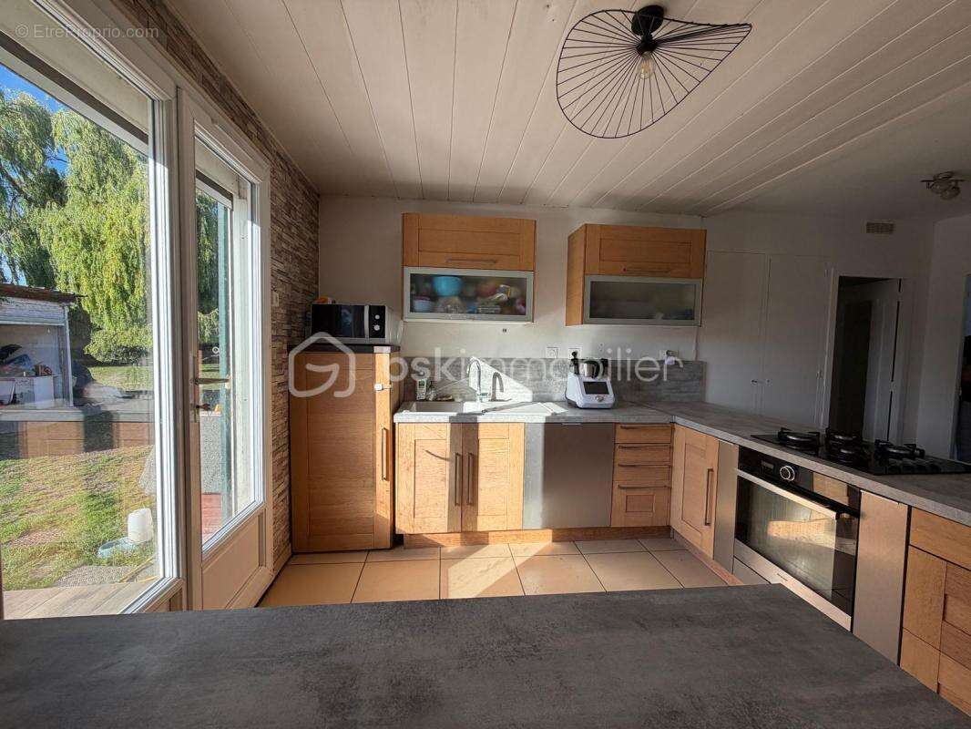Maison plain-pied 112m² avec 4 chambres sur 1760m² de terrain avec parcelle constructible - photo 4