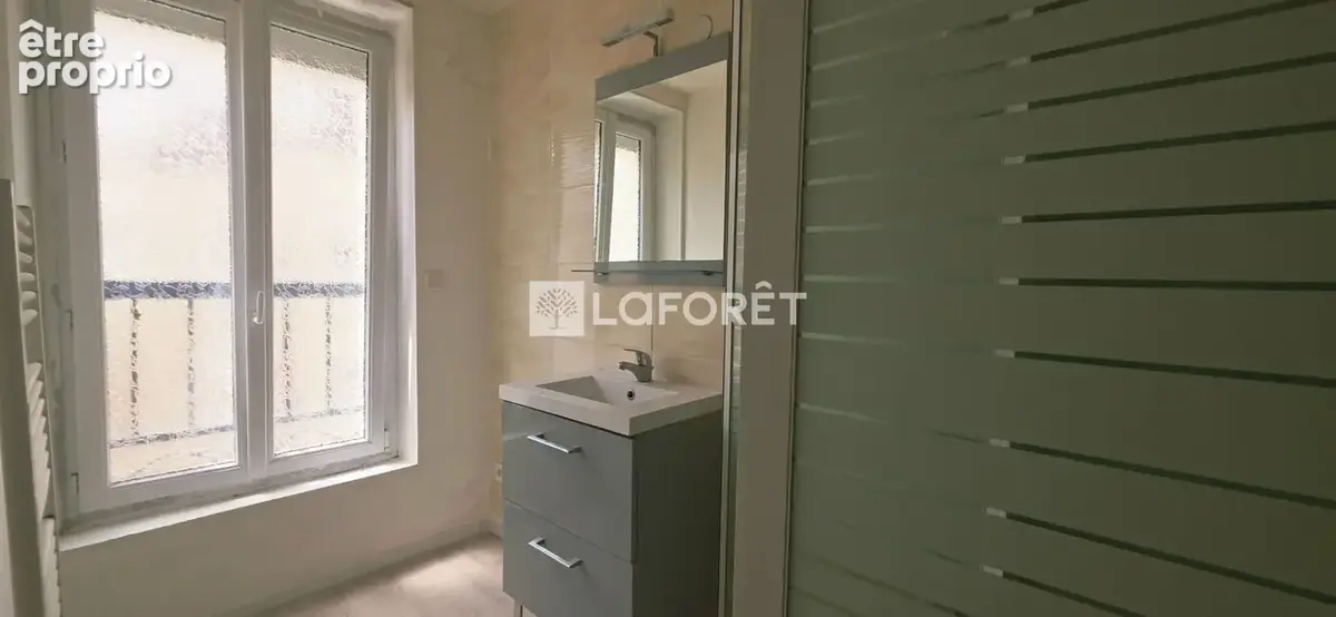 Appartement Saint Denis 1 pièce(s) 27 m2 - photo 4