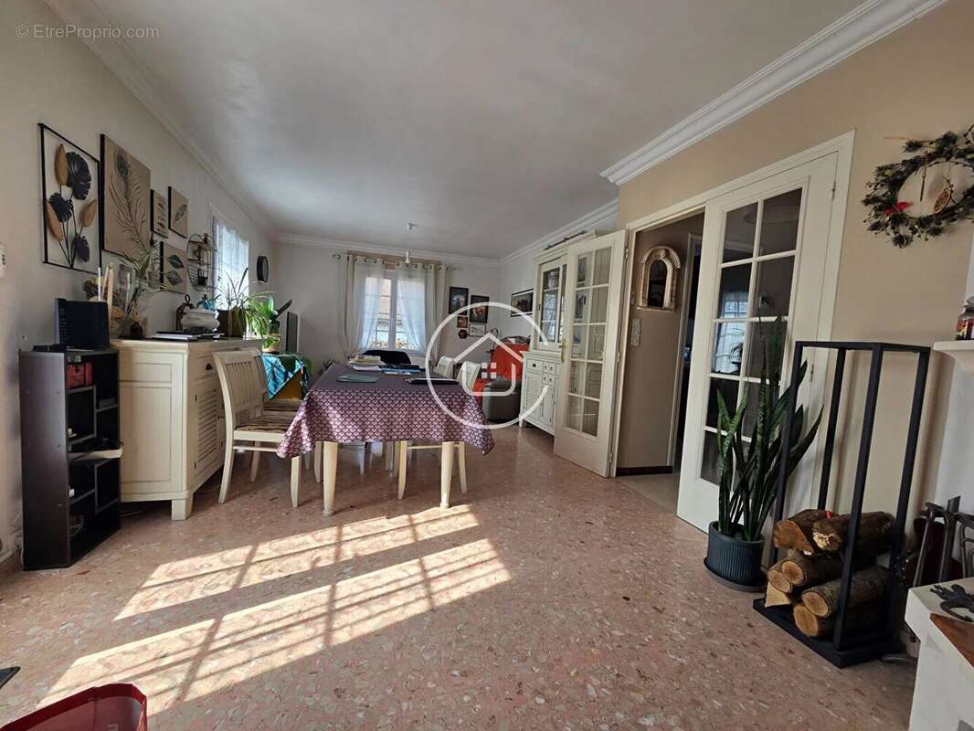 Maison à SAINT-GERVAIS-LA-FORET