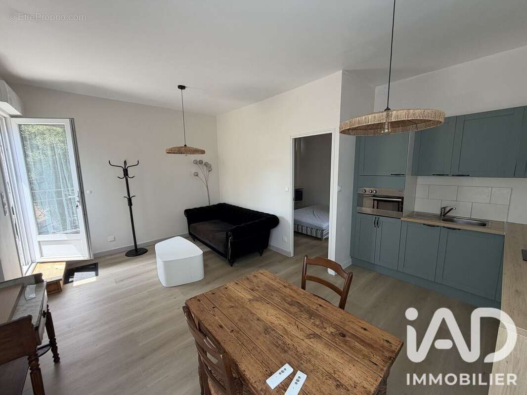 Maison 265 m² à Angouleme  - photo 9