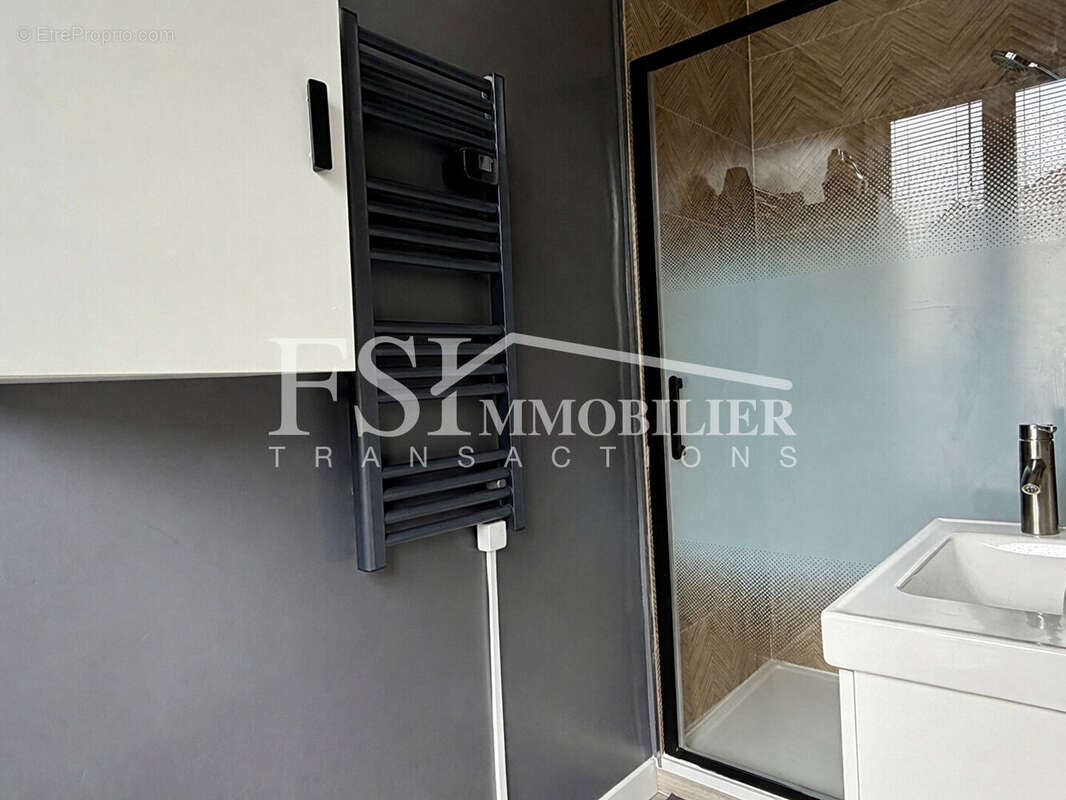 Appartement à BEAUCHAMP