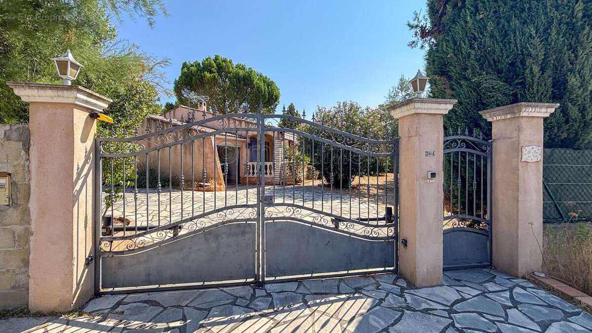 Maison 86 m² à Seillons-Source-D'argens  - photo 3