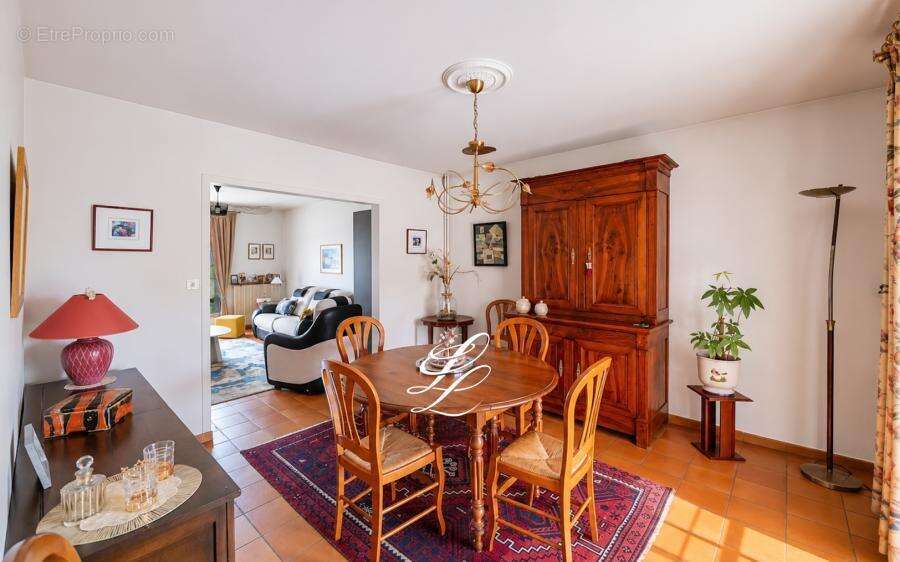 Maison 175 m² à Laigne-En-Belin  - photo 71