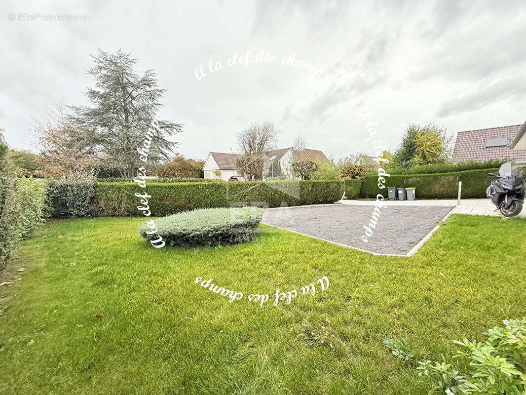 Maison à GIF-SUR-YVETTE