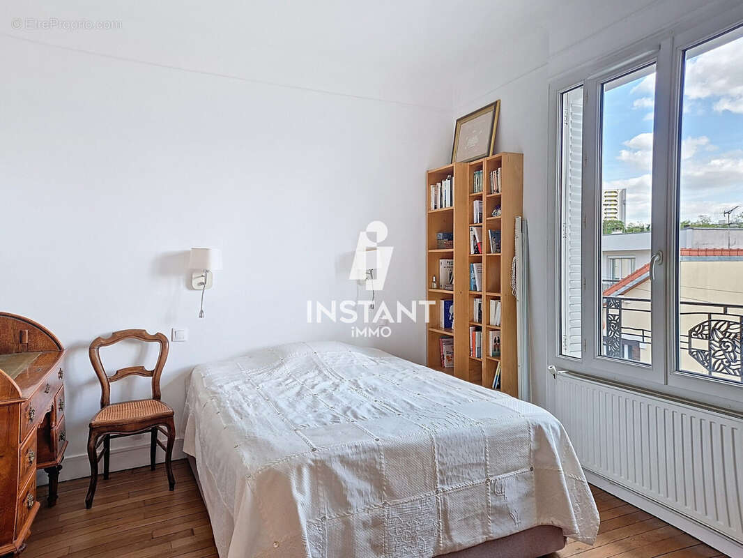 Chambre 1 - Maison à MAISONS-ALFORT