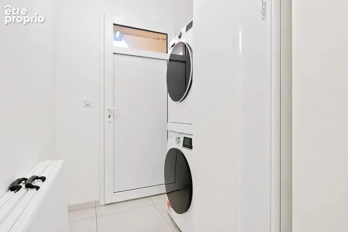 Maison lumineuse de 2016 – allee privee – garages - photo 15