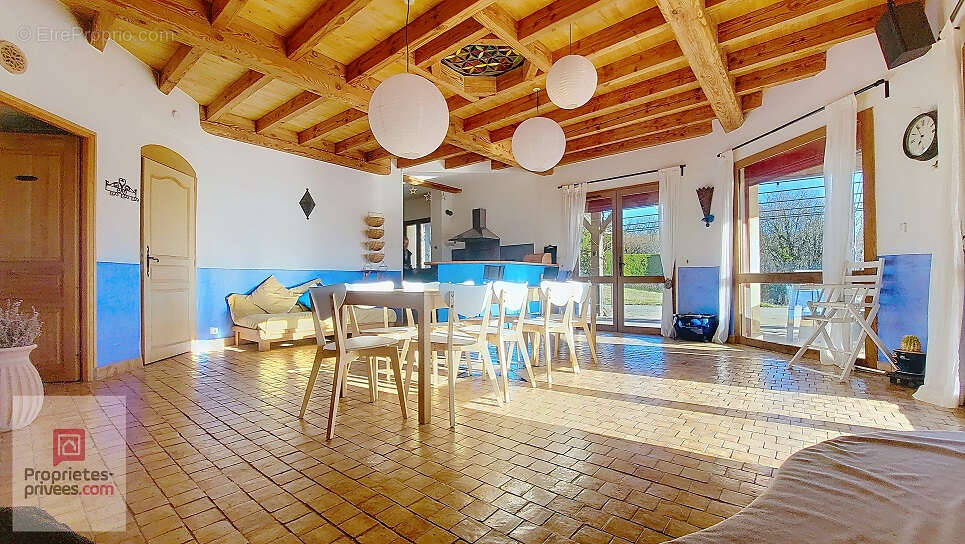 Maison à PLAZAC