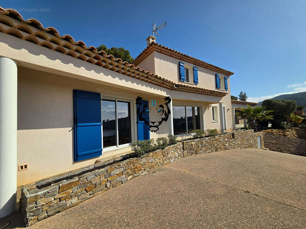 Maison à LA LONDE-LES-MAURES