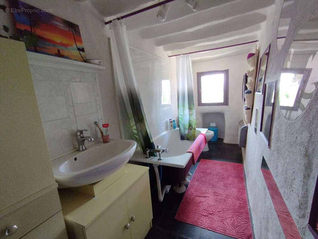 Maison à LA VILLE-AUX-CLERCS