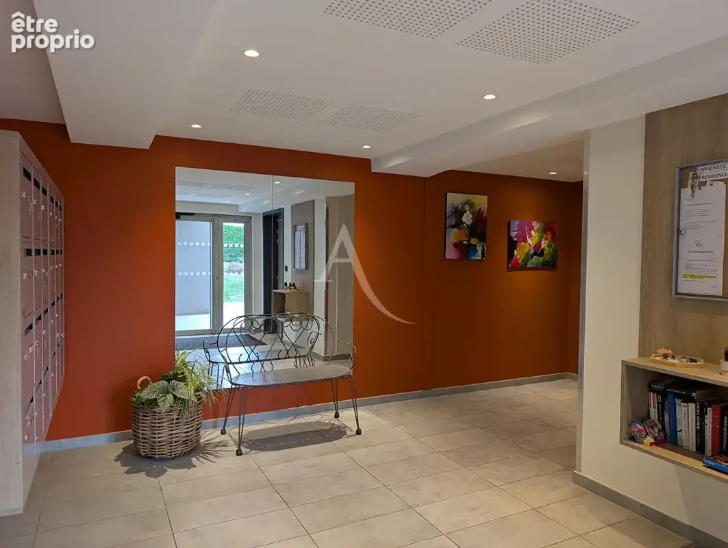 Appartement peronnas  t3 terrasse et garage - photo 10
