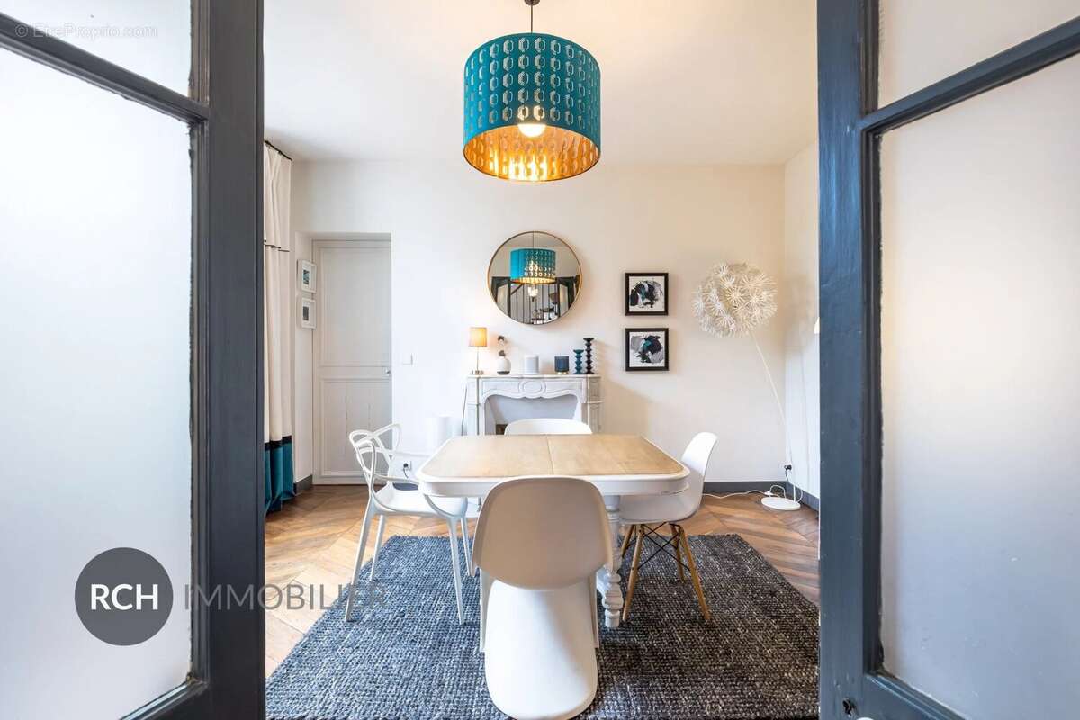 Maison à NEAUPHLE-LE-CHATEAU