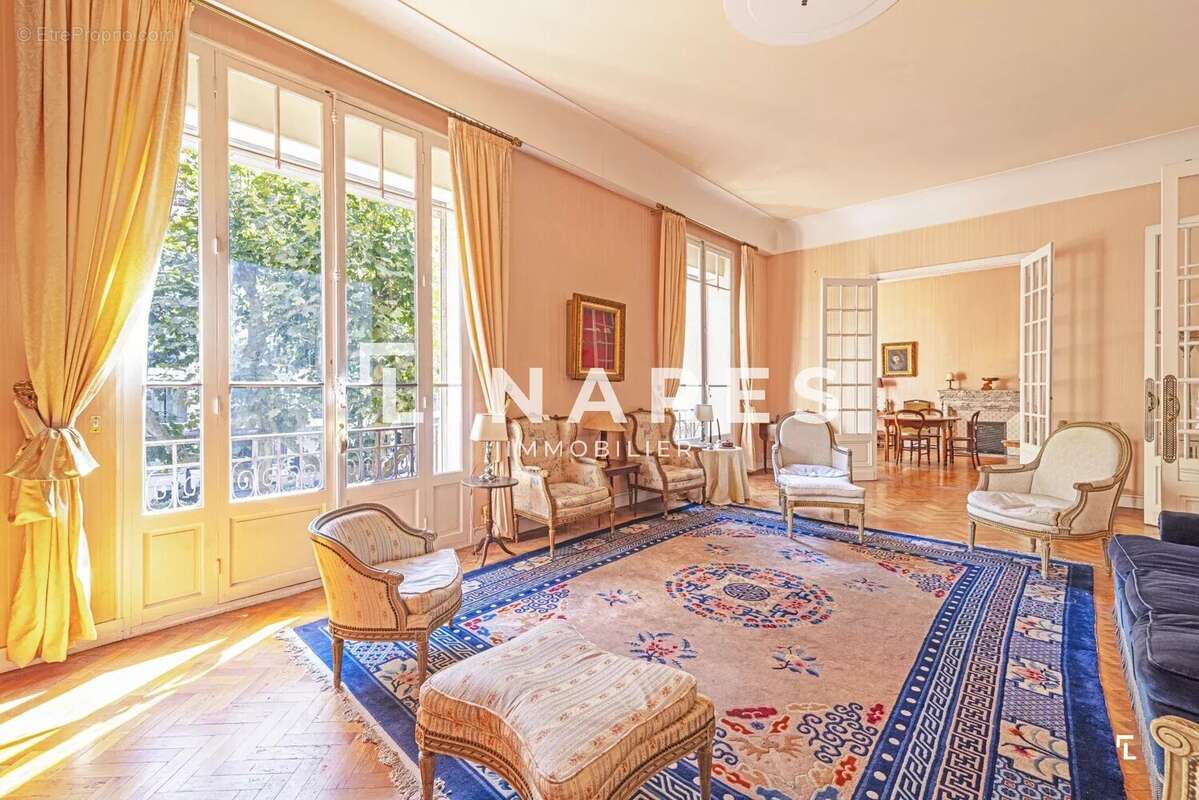 Appartement à MARSEILLE-8E