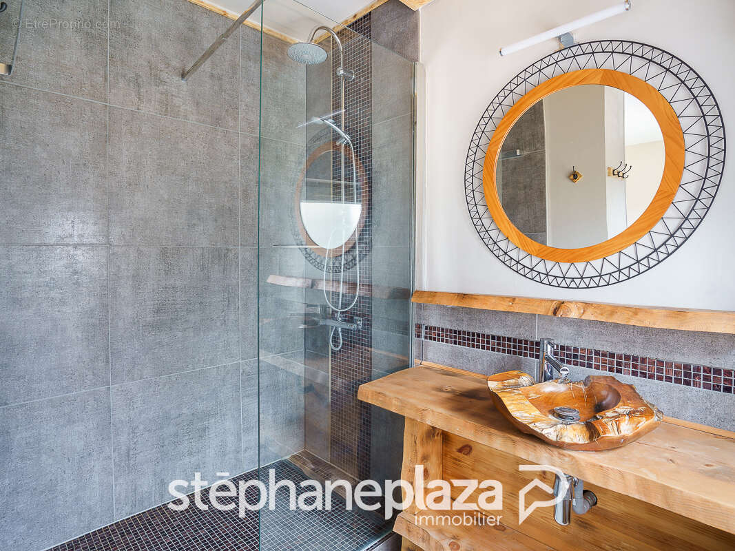 Appartement à UCHIZY